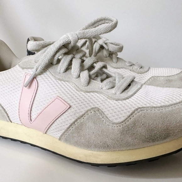 Veja Women's Sneakers in Cream and Pink - Picture 3 of 8